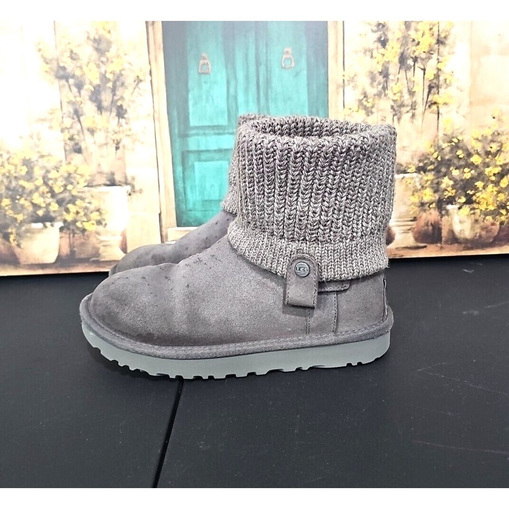 UGG SAELA RIB‎ KNIT WOMEN Convertible Boots SUEDE GREY US 7
